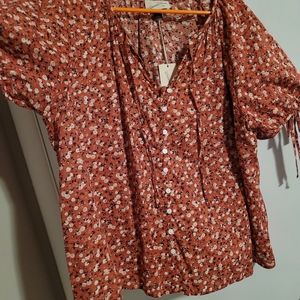 Nwt old navy top